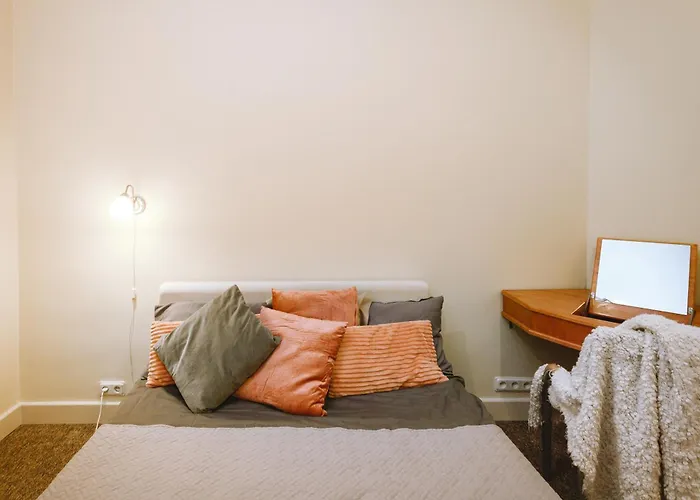 Historic 1913 Building Apartment - Dzirnavu Street