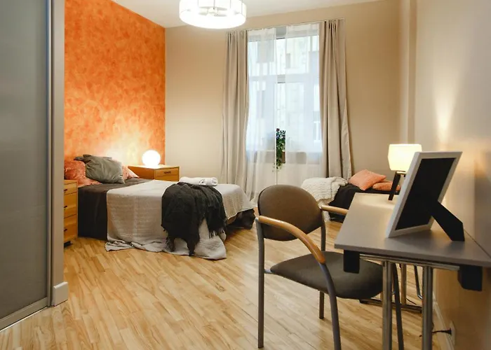 Historic 1913 Building Apartment - Dzirnavu Street Ryga